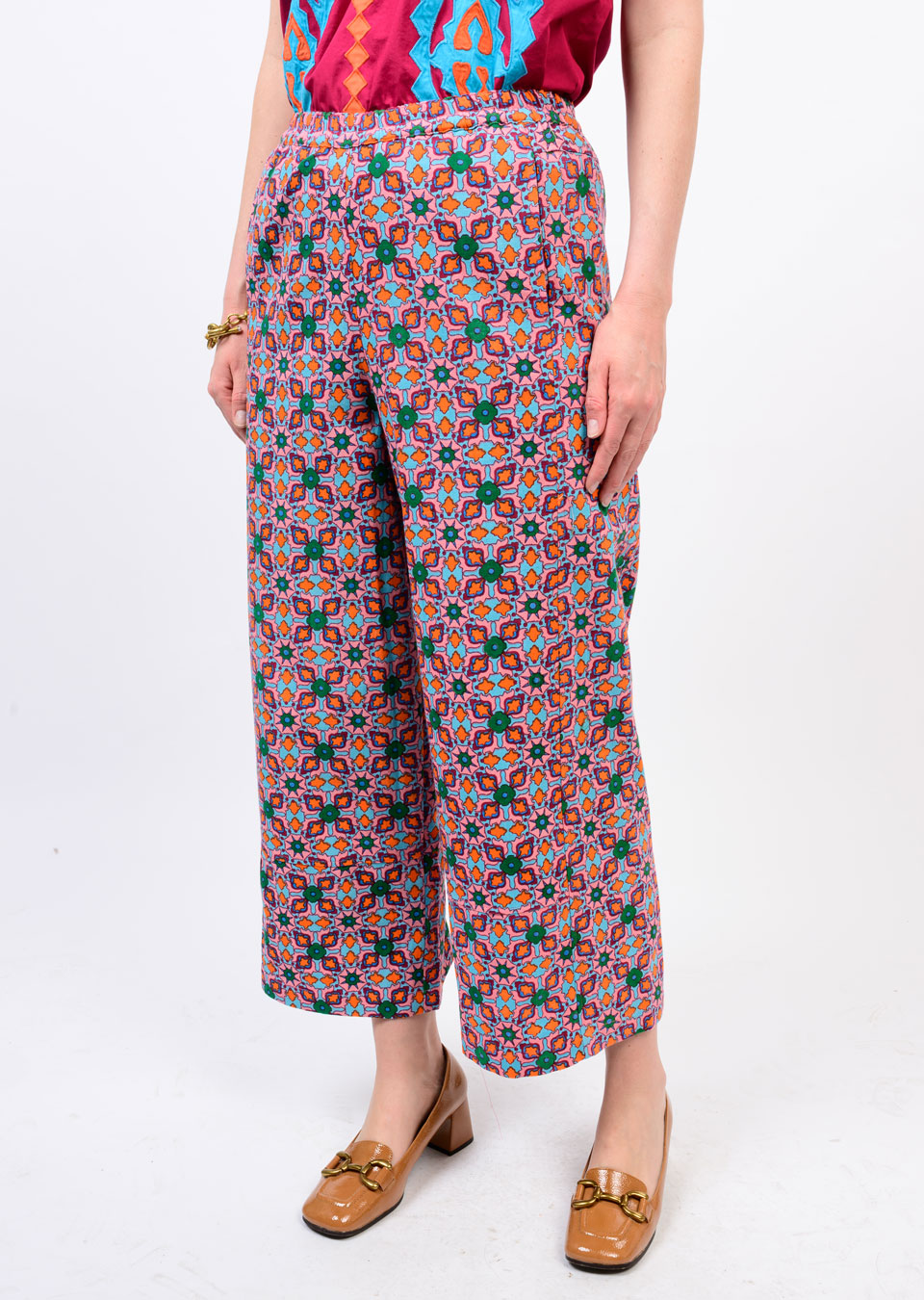 Tile Print Barrel Pant