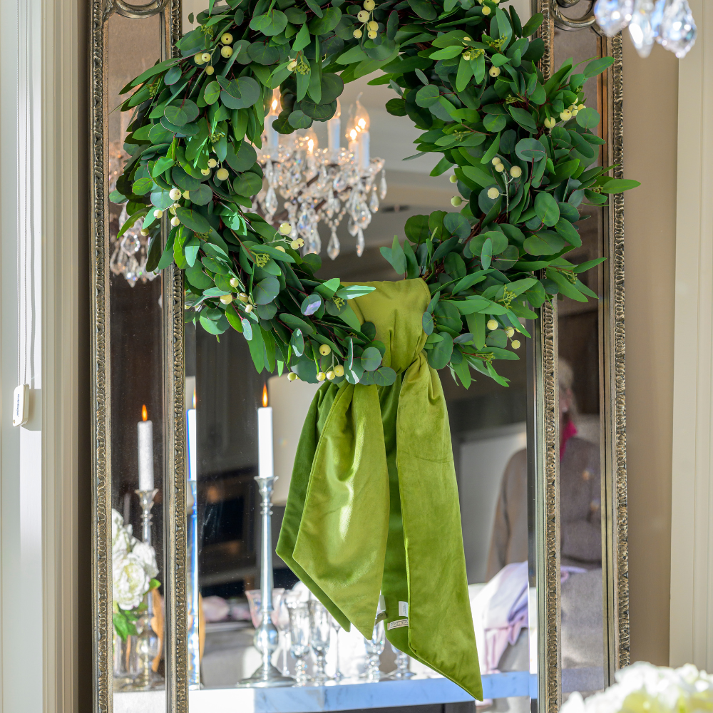 Velvet Bow Wreath Sash